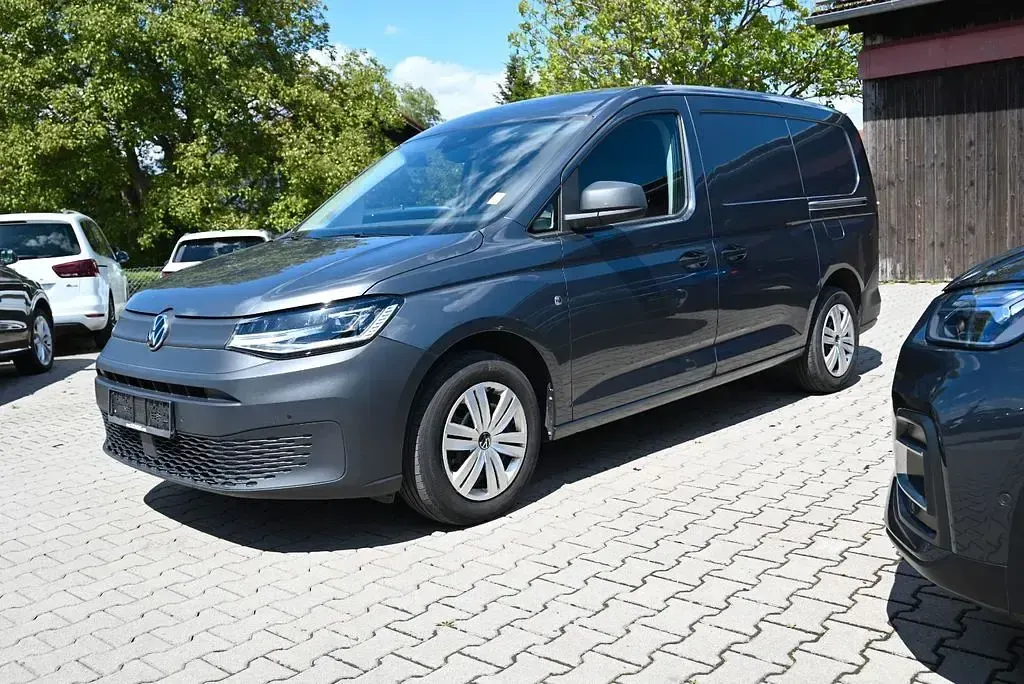 Gebraucht VW Caddy Maxi 122 PS (89 kW) 2022 Grau Van / Kleinbus