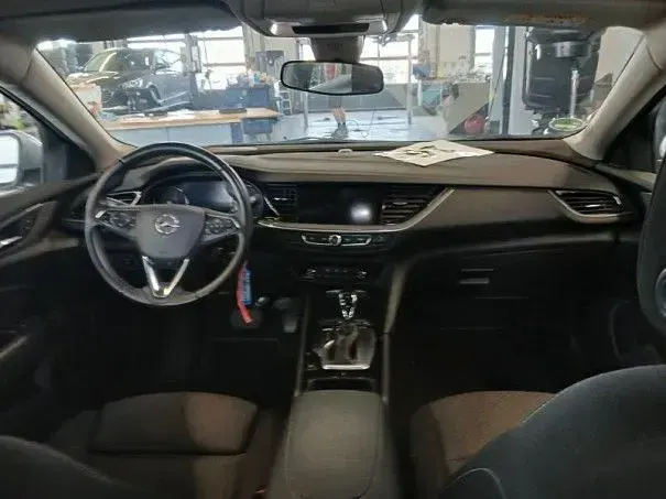 Gebraucht Opel Insignia Edition 170 PS (125 kW) 2020 Silber Kombi