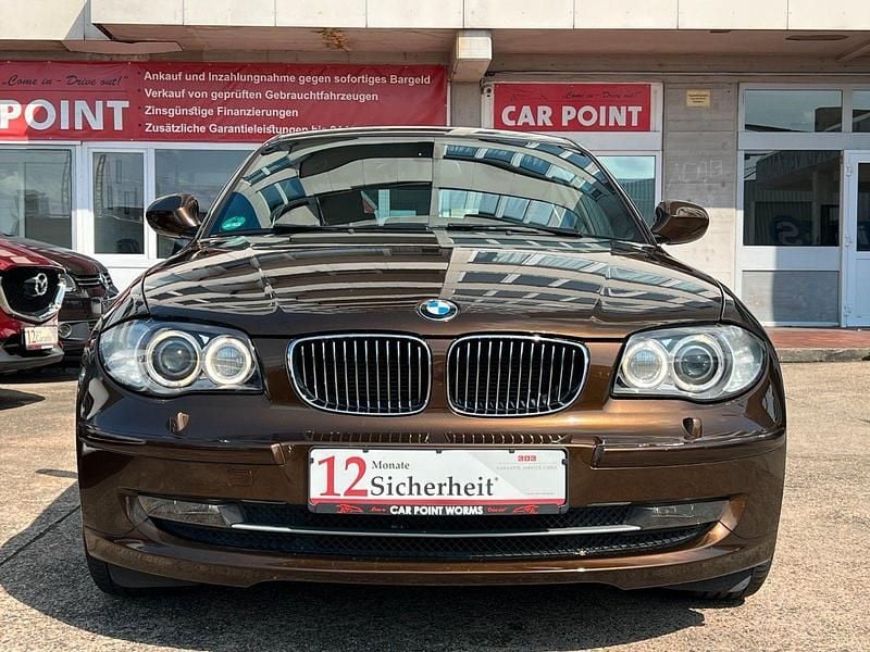 Gebraucht BMW 130 Advantage 258 PS (189 kW) 2010 Braun Kleinwagen