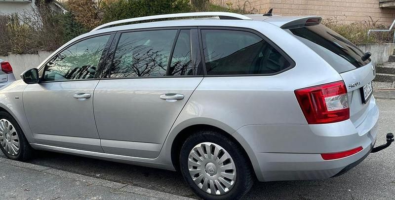 Gebraucht Skoda Octavia Joy 150 PS (110 kW) 2017 Silber Kombi