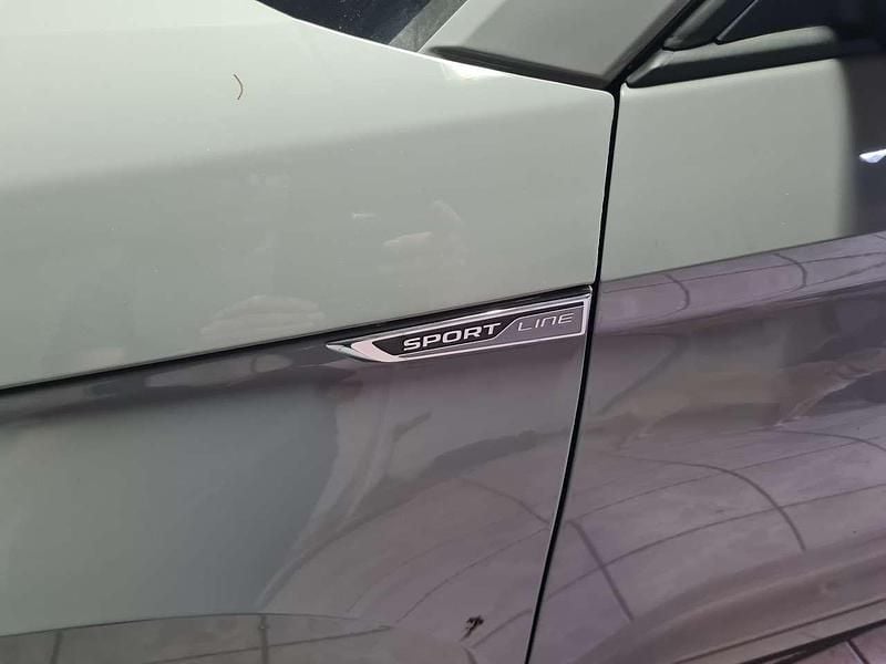 Grau Gebraucht 2019 Skoda Kodiaq SportLine SUV | 28.900 € (Guter Preis) - Bild 1/4