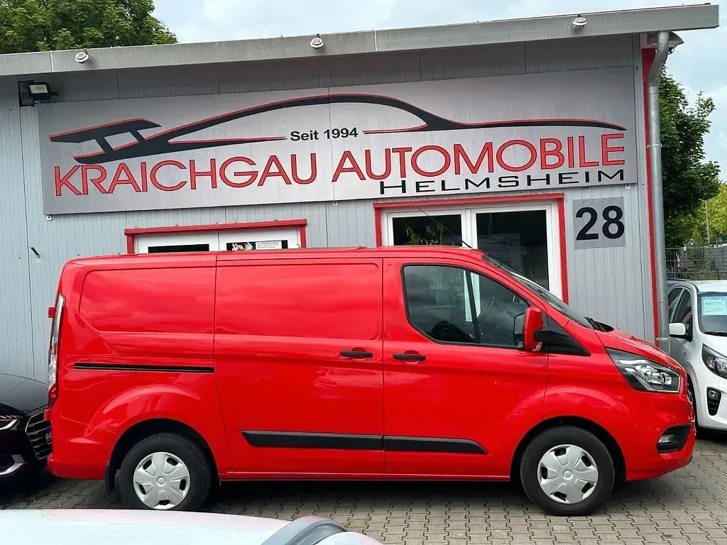 Gebraucht Ford Transit Custom 105 PS (77 kW) 2019 Rot Van / Kleinbus