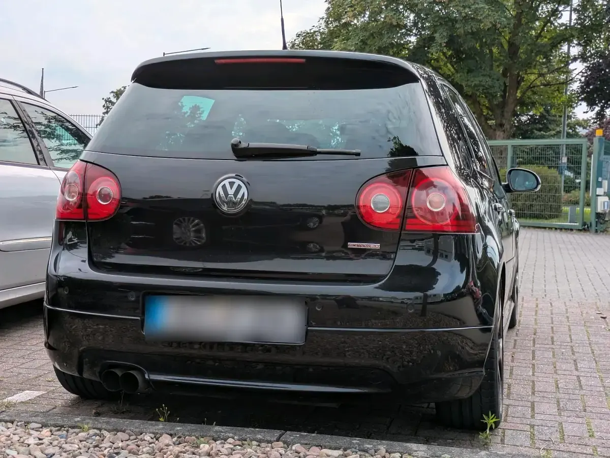Gebraucht VW Golf V Edition 230 PS (169 kW) 2007 Schwarz Kleinwagen