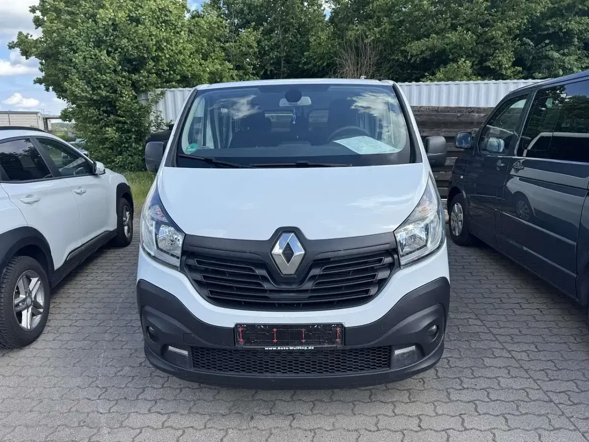 Gebraucht Renault Trafic Expression 121 PS (88 kW) 2019 Weiß Van / Kleinbus
