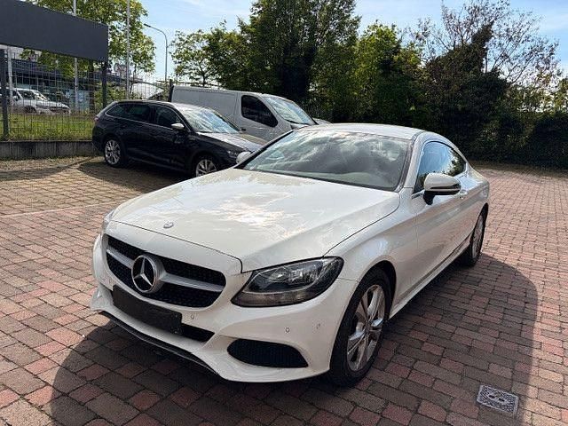 Second-hand Mercedes 200 184 CP (135 kW) 2016 Alb Coupe