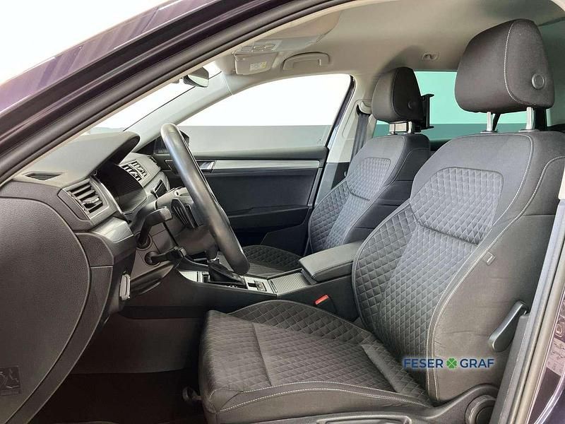 Gebraucht Skoda Superb Ambition 150 PS (110 kW) 2022 Spaceviolett Kombi