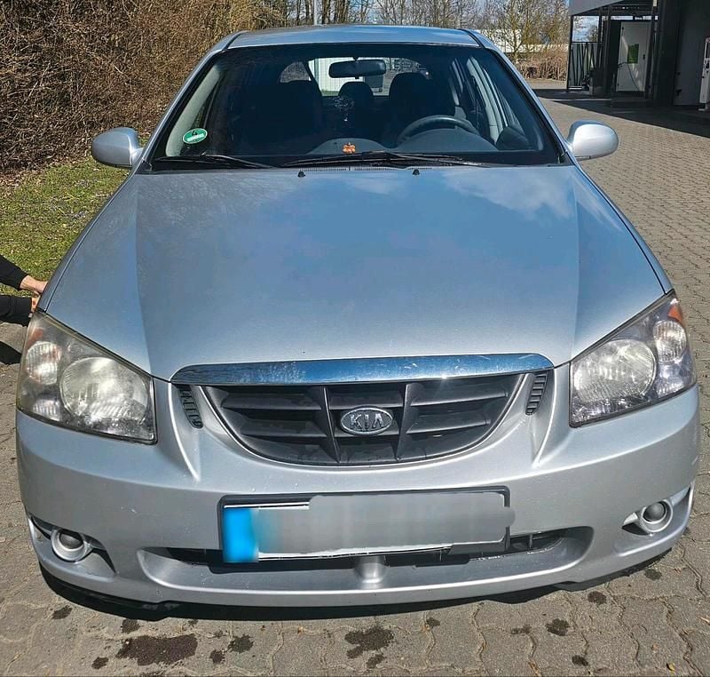Gebraucht Kia Cerato 102 PS (75 kW) 2005 Grau Limousine