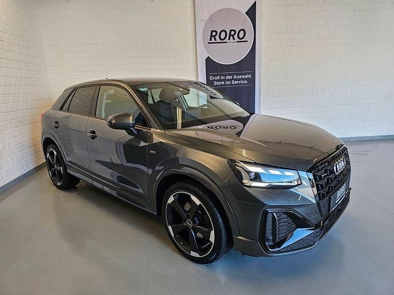 Gebraucht Audi Q2 S-line plus 190 PS (139 kW) 2022 Grau SUV