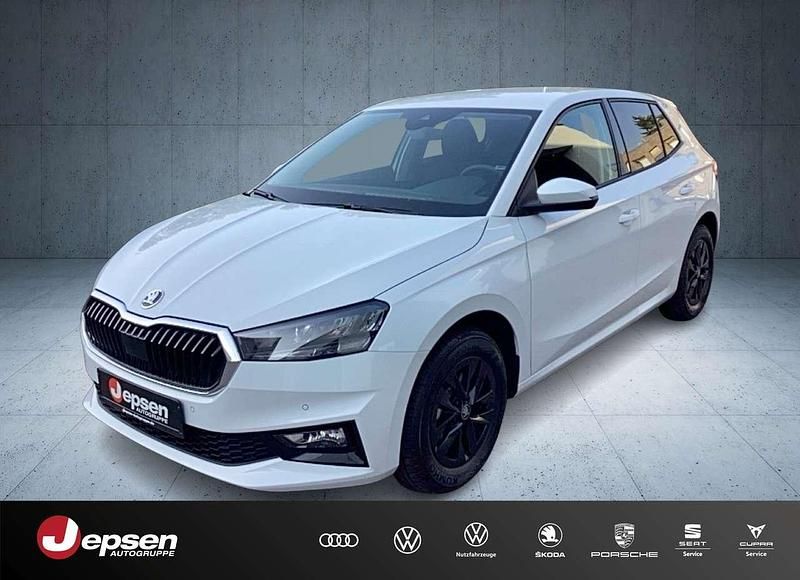 Weiß (moonweiß perleffekt ) Neu 2025 Skoda Fabia Selection Kleinwagen | 21.670 € (Fairer Preis) - Bild 1/4