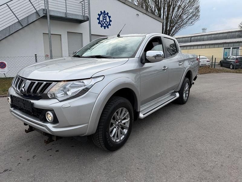 Gebraucht Mitsubishi L200 Plus 181 PS (133 kW) 2019 Silber Pickup