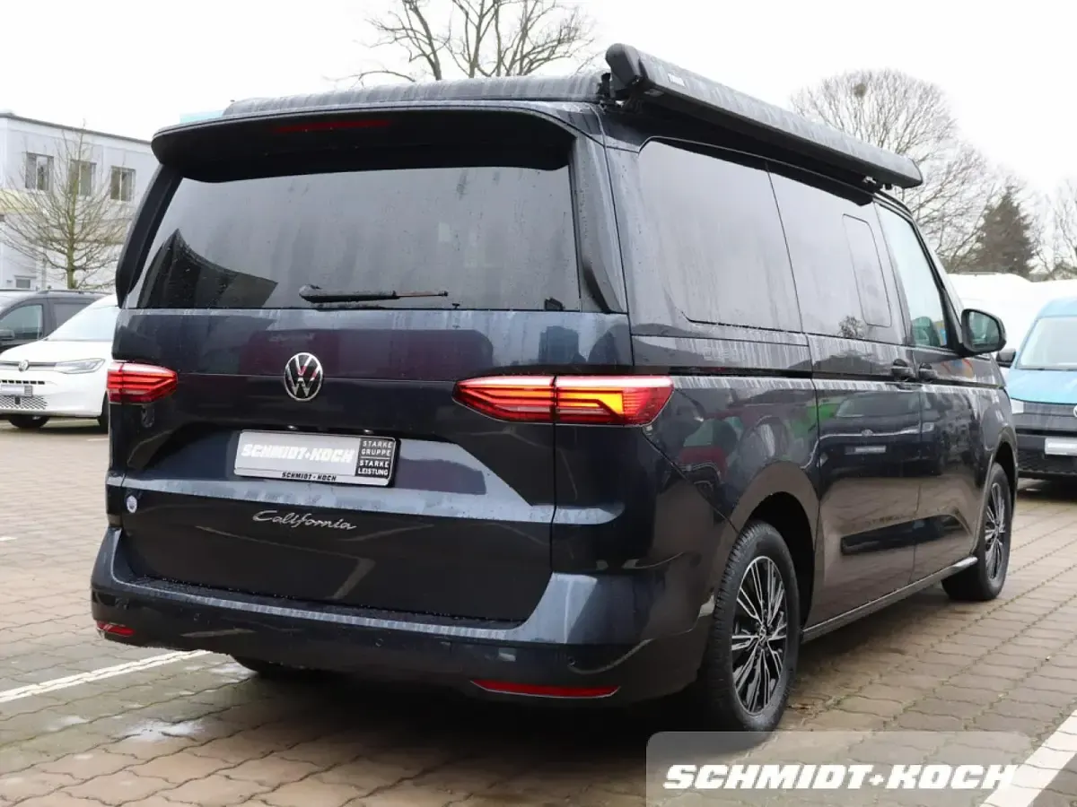 Gebraucht VW California Coast 150 PS (110 kW) 2026 Starlight blue (blau) Van