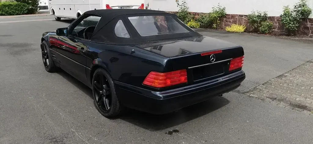 Gebraucht Mercedes SL320 231 PS (169 kW) 1997 Blau Cabrio