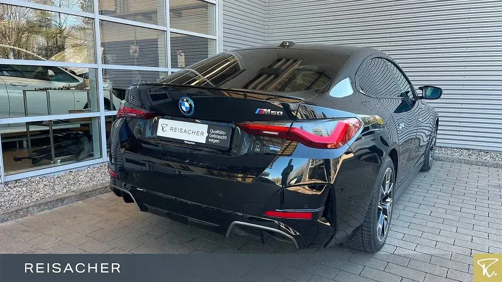 Gebraucht BMW i4 Efficient Dynamics 400 kW (544 PS) 2023 Saphirschwarz metallic Limousine