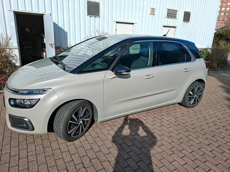 Gebraucht Citroën C4 98 PS (72 kW) 2019 Braun Limousine