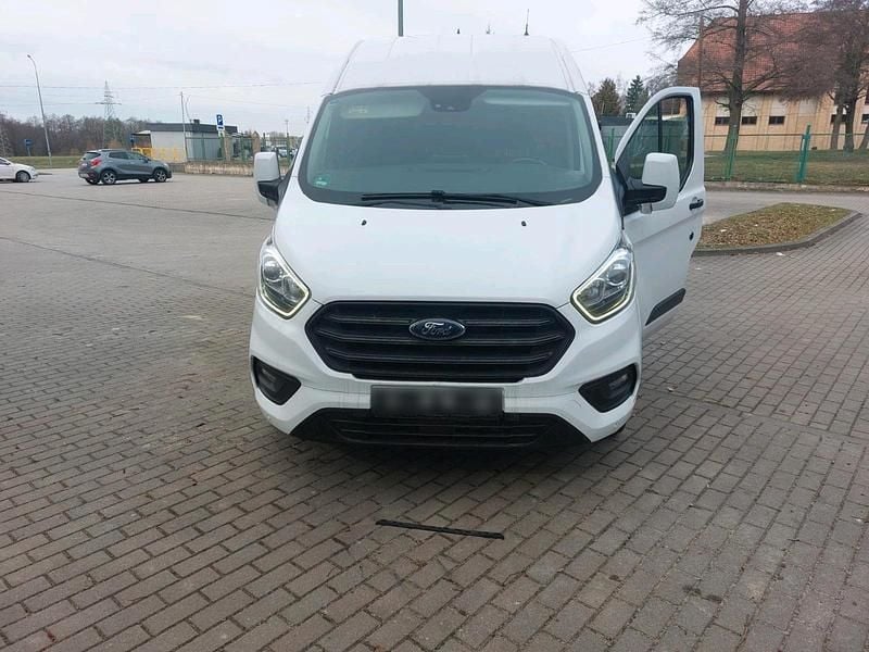 Gebraucht Ford Transit Custom 131 PS (96 kW) 2019 Weiß Van / Kleinbus