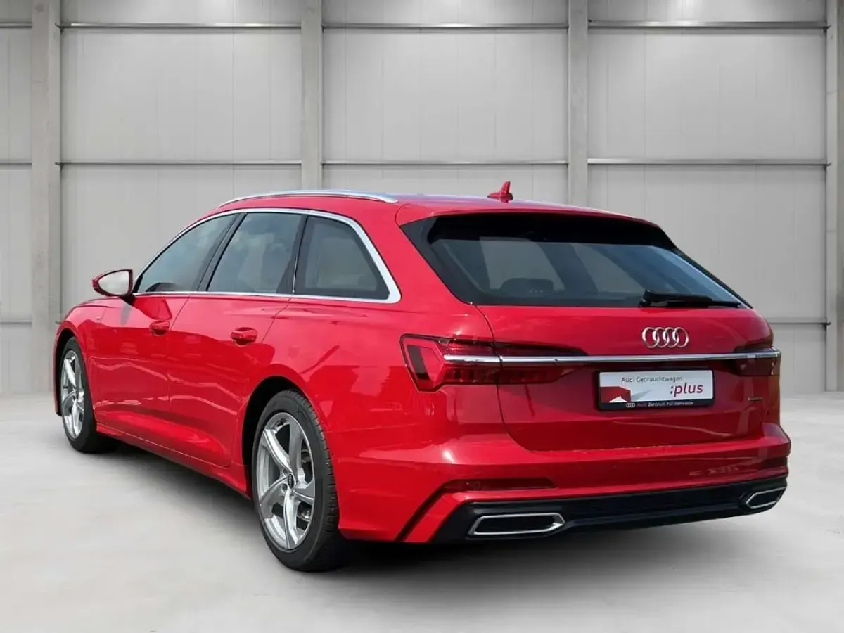 Gebraucht Audi A6 S-Line 286 PS (210 kW) 2021 Tangorot metallic Kombi