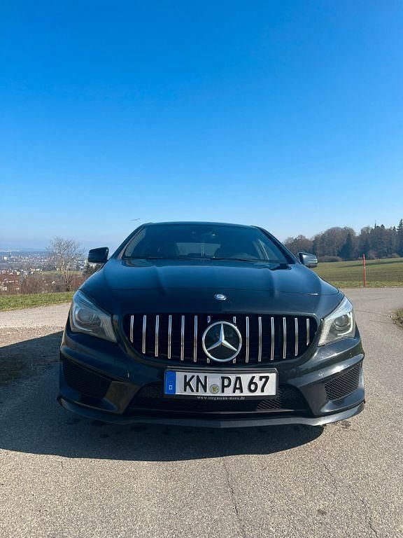 Gebraucht Mercedes CLA250 AMG line 211 PS (155 kW) 2013 Schwarz Limousine