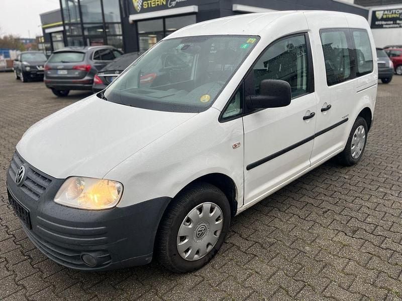 Gebraucht VW Caddy Team 105 PS (77 kW) 2010 Weiß Van / Kleinbus