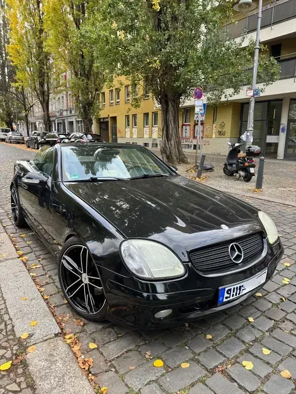 Gebraucht Mercedes SLK320 218 PS (160 kW) 2000 Schwarz Cabrio