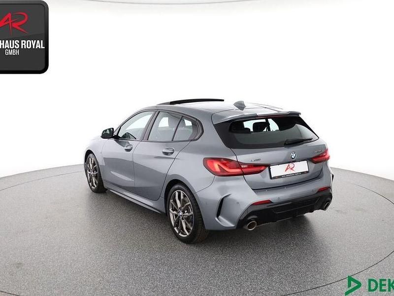 Gebraucht BMW M135 Comfort Edition 306 PS (225 kW) 2023 Grau (metallic) Kleinwagen