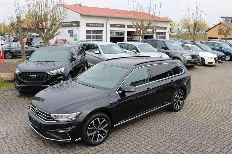 Usado VW Passat GTE 156 CV (114 kW) 2021 Negro Familiar