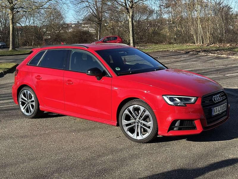 Gebraucht Audi A3 Sport 190 PS (139 kW) 2017 Rot Kombi