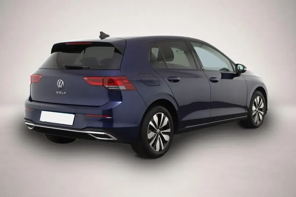 Gebraucht VW Golf VIII Move 150 PS (110 kW) 2024 Manufacturer Limousine
