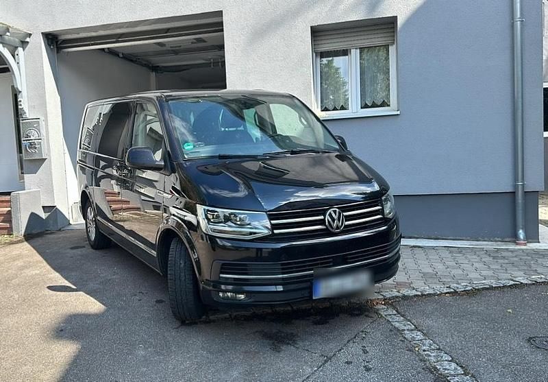 Schwarz Gebraucht 2016 VW T6 Van | 25.450 € (Teuer) - Bild 1/4
