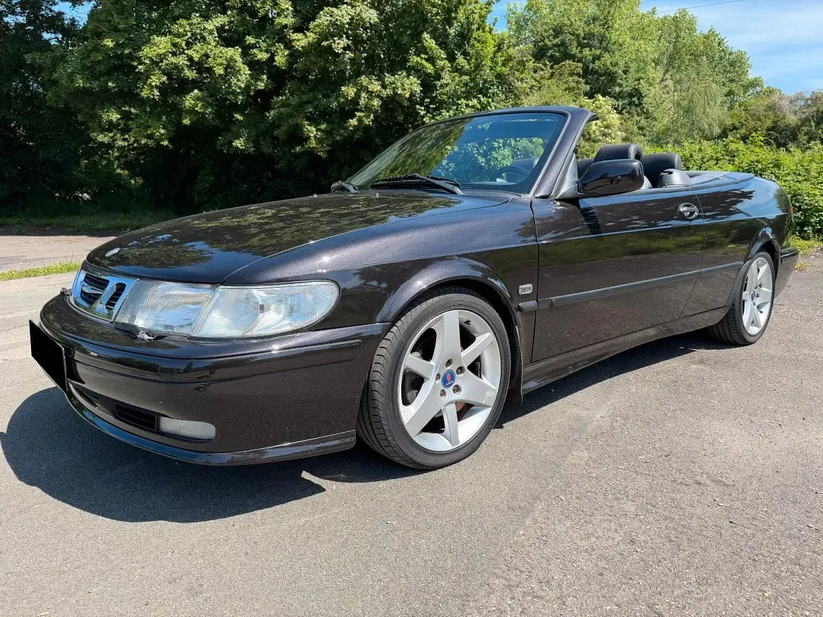 Używany Saab 9-3 Cabriolet 150 KM (110 kW) 2002 Czarny Kabriolet