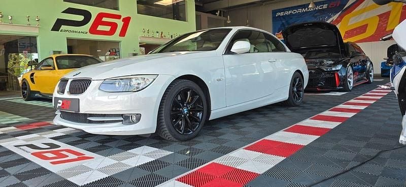 Weiß Gebraucht 2010 BMW 335 Cabriolet Cabrio | 18.699 € (Guter Preis) - Bild 1/4