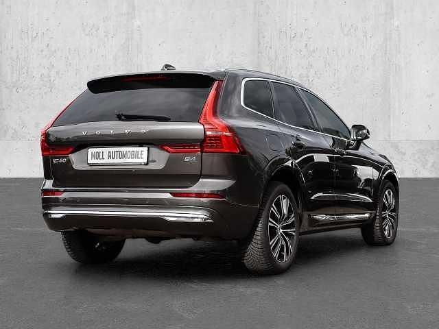 Gebraucht Volvo XC60 145 PS (106 kW) 2022 SUV