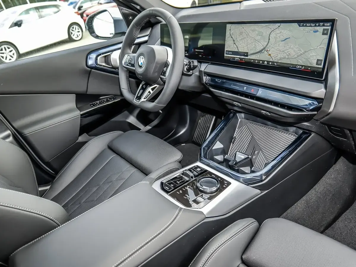 Neu BMW X3 M Sport 197 PS (144 kW) 2026 Grau SUV