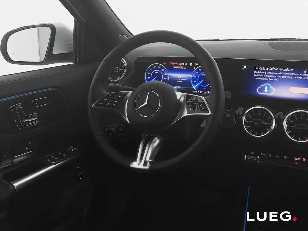 Gebraucht Mercedes EQA250+ Progressive 139 kW (190 PS) 2025 Weiß SUV