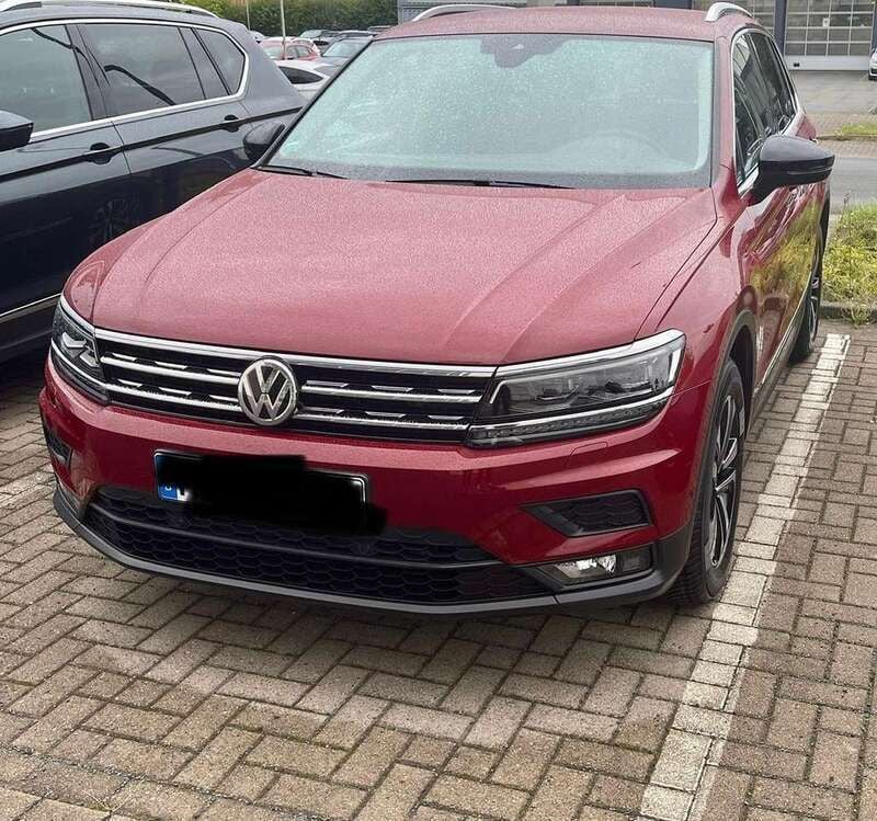 Rot Gebraucht 2019 VW Tiguan IQ Drive SUV | 22.500 € (Superpreis) - Bild 1/4