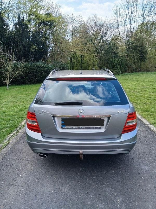 Gebraucht Mercedes C220 170 PS (125 kW) 2012 Grau Kombi