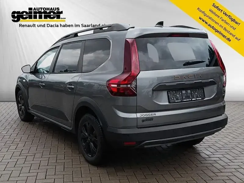 Gebraucht Dacia Jogger Extreme 110 PS (80 kW) 2025 Grau Van / Kleinbus