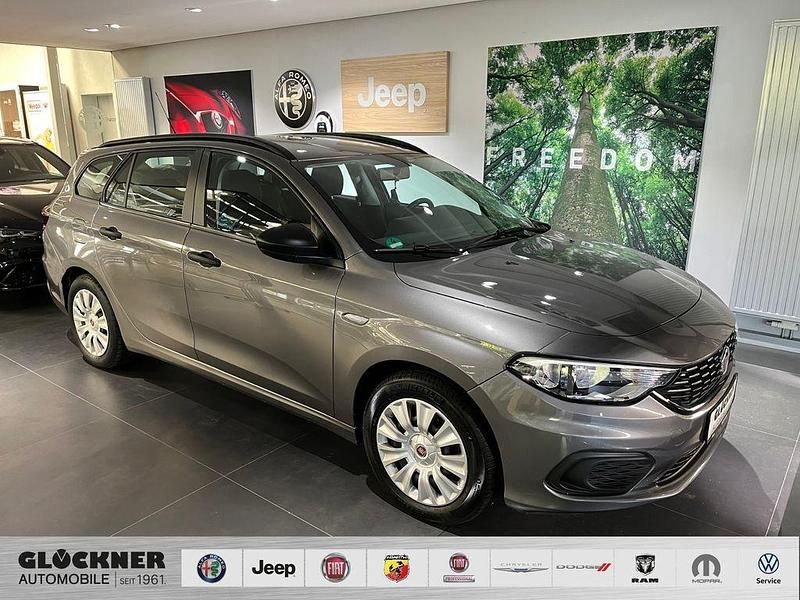 Grau Gebraucht 2018 Fiat Tipo More Kombi | 9.990 € (Fairer Preis) - Bild 1/4