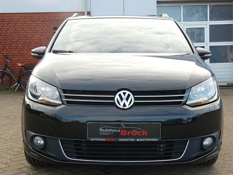 Schwarz Gebraucht 2012 VW Touran Match Van / Kleinbus | 9.890 € (Etwas zu teuer) - Bild 1/4