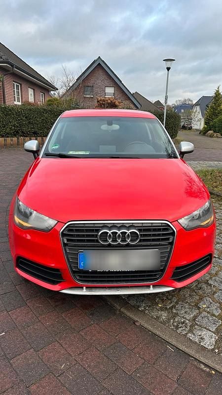 Gebraucht Audi A1 Design 85 PS (62 kW) 2012 Rot Kleinwagen