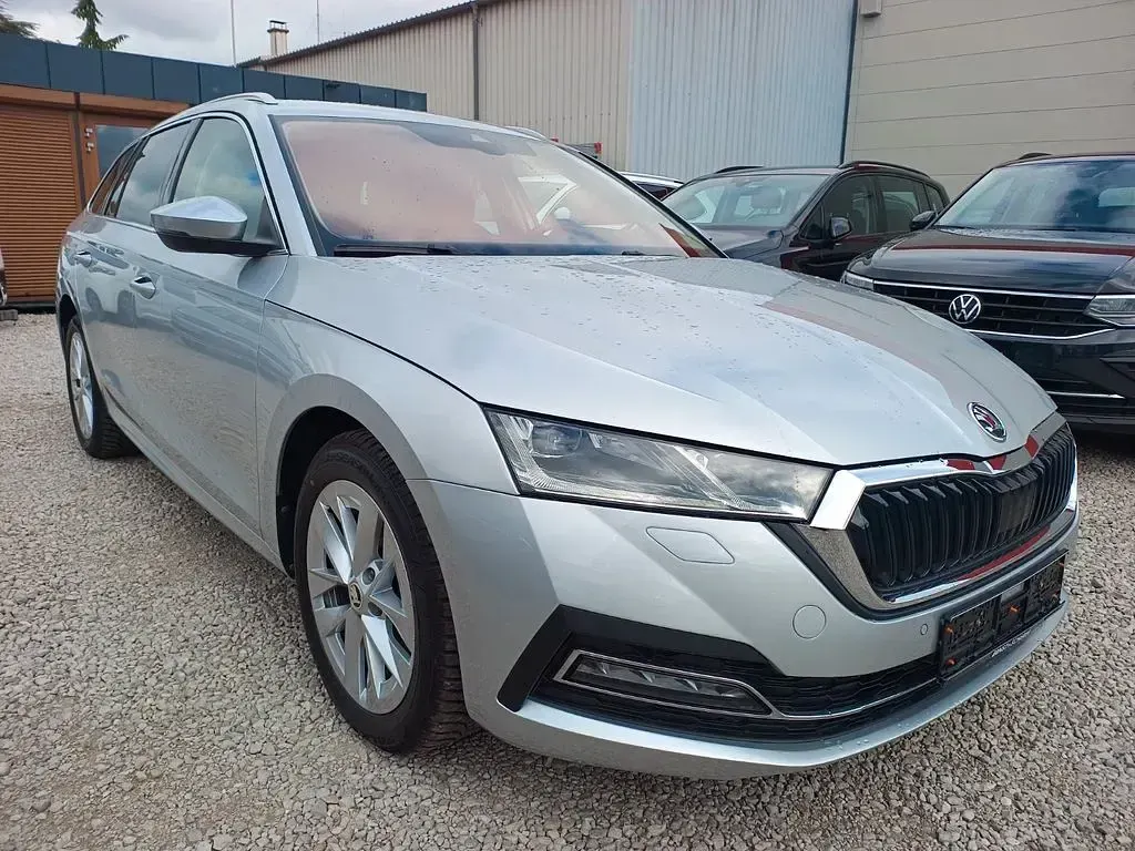 Gebraucht Skoda Octavia 150 PS (110 kW) 2023 Silber Kombi