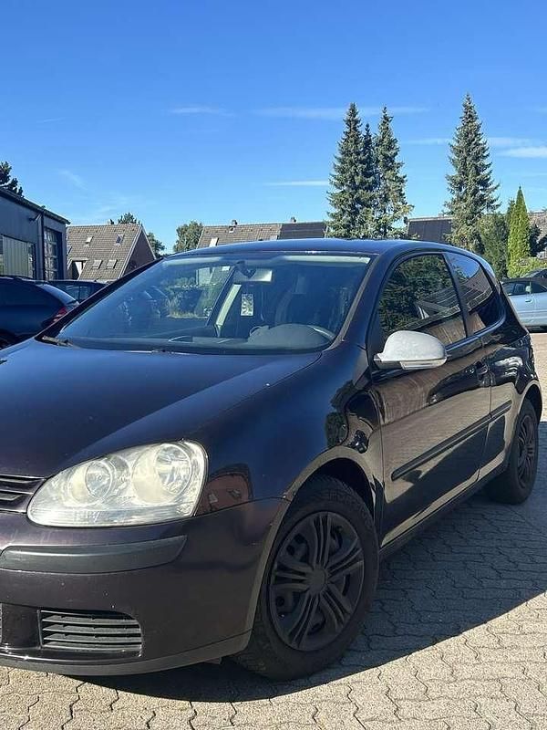 Gebraucht 2004 VW Golf IV Sportline Limousine | 1.800 € (Etwas zu teuer) - Bild 1/4
