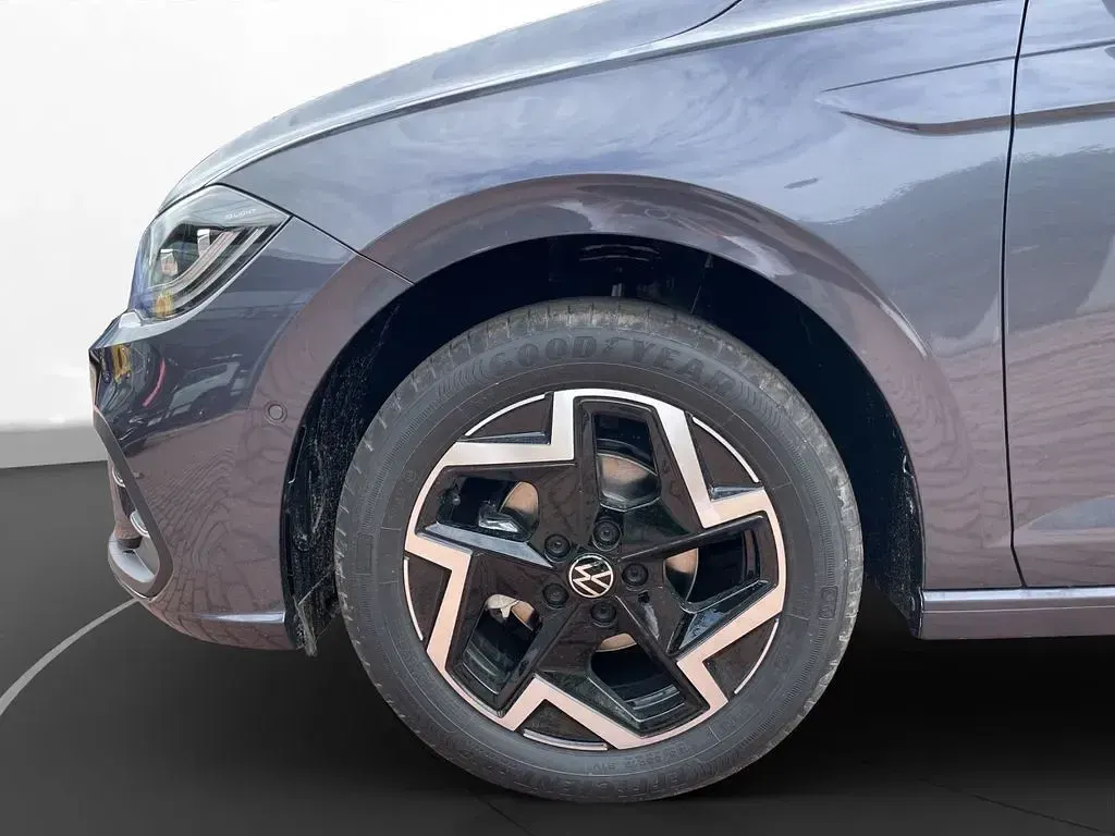 Neu VW Polo Edition 95 PS (69 kW) 2026 Rauchgrau metallic Kleinwagen