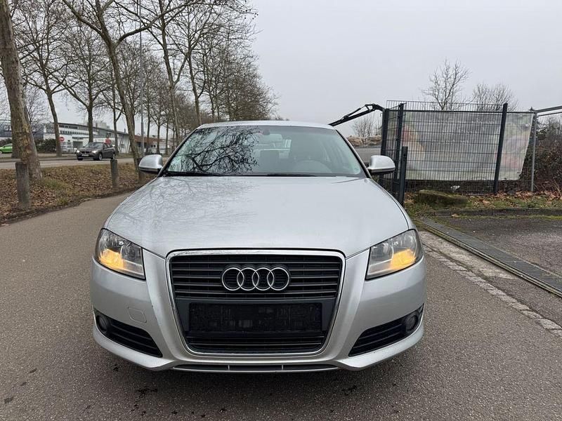 Gebraucht Audi A3 Ambiente 105 PS (77 kW) 2009 Silber Kleinwagen