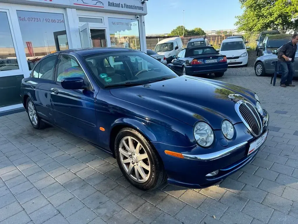 Käytetty Jaguar S-Type Executive 238 HP (175 kW) 2001 Sininen Sedan