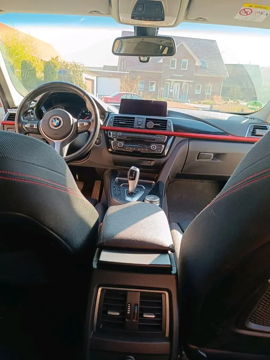 Gebraucht BMW 320 M Sport 190 PS (139 kW) 2019 Weiß Kombi