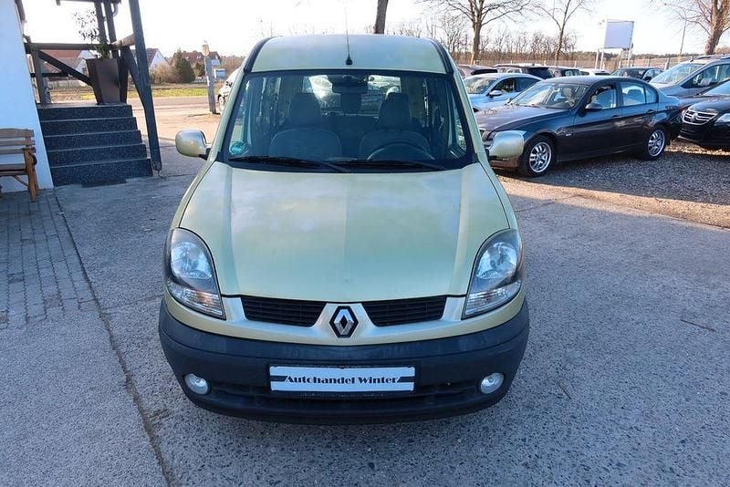 Usado Renault Kangoo 75 HP (55 kW) 2005 Verde Monovolume