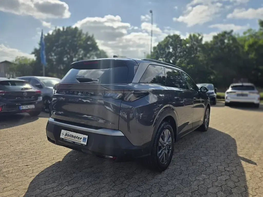 Gebraucht Peugeot 5008 Allure 145 PS (106 kW) 2025 Titanium grau SUV
