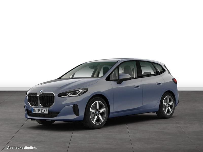 Grau Gebraucht 2024 BMW 216 Active Tourer Van / Kleinbus | 27.640 € (Guter Preis) - Bild 1/2