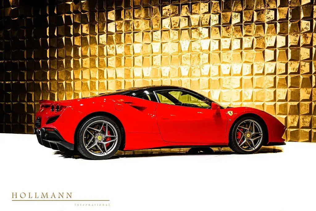 Gebraucht Ferrari F8 719 PS (528 kW) 2022 Rot Coupé