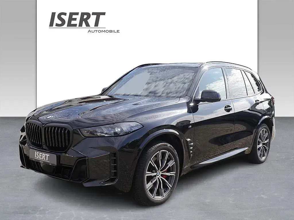 Gebraucht BMW X5 M Sport 298 PS (219 kW) 2024 Schwarz SUV